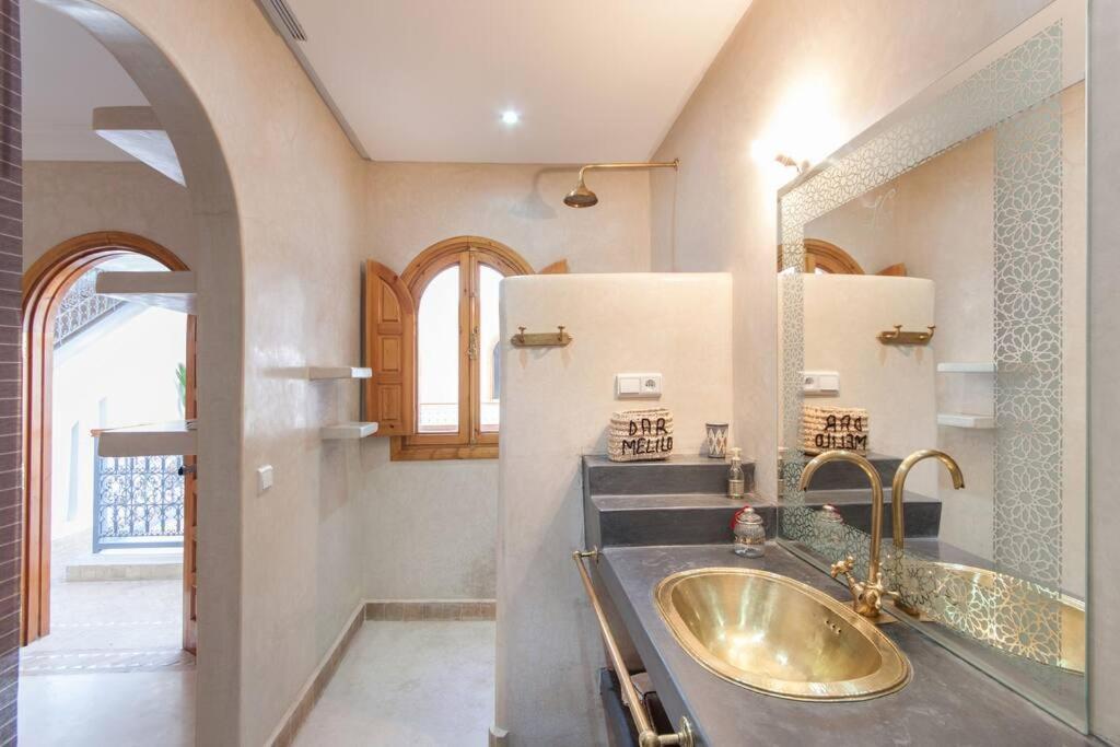 Riad Melilo Avec Piscine Chauffee Marrakesh Extérieur photo