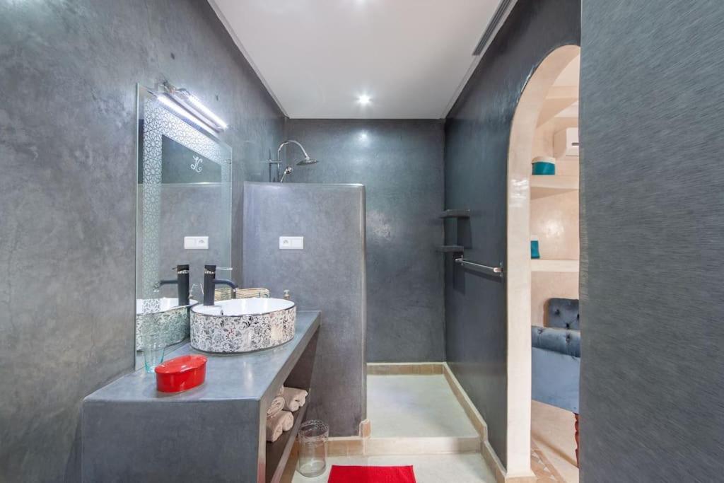 Riad Melilo Avec Piscine Chauffee Marrakesh Extérieur photo