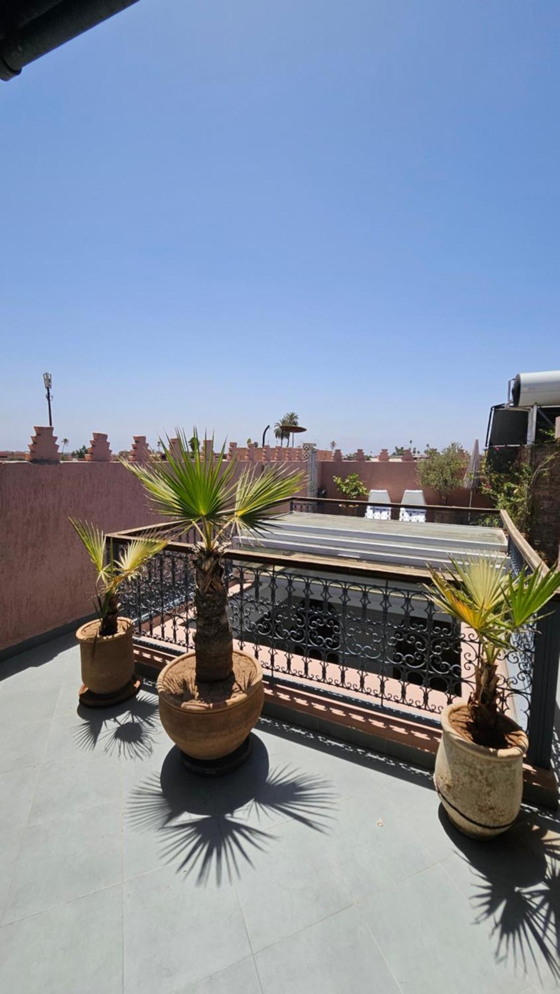 Riad Melilo Avec Piscine Chauffee Marrakesh Extérieur photo