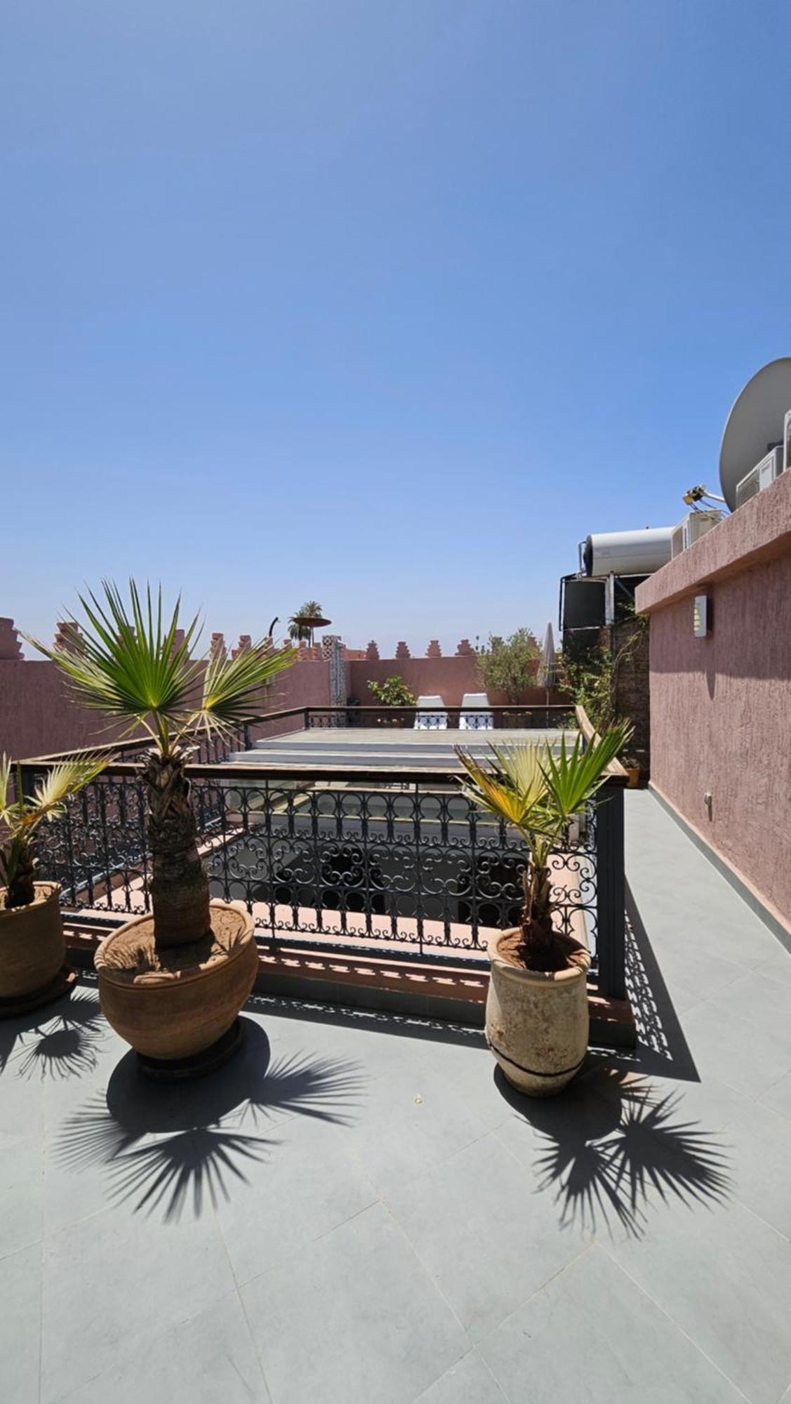 Riad Melilo Avec Piscine Chauffee Marrakesh Extérieur photo
