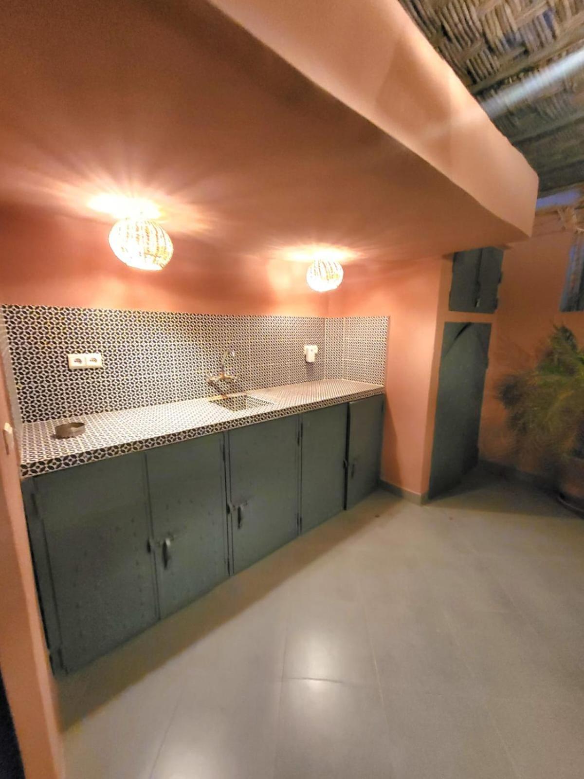 Riad Melilo Avec Piscine Chauffee Marrakesh Extérieur photo