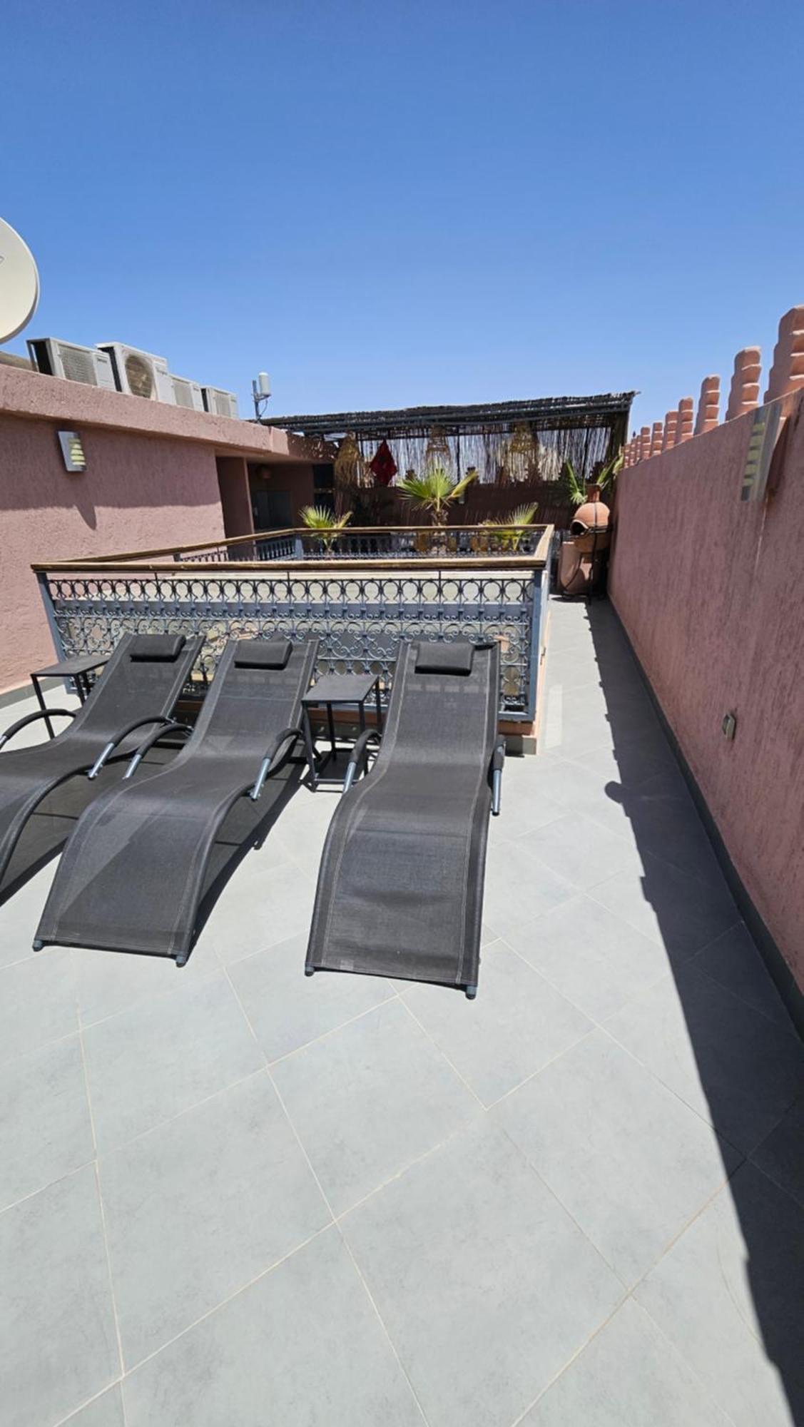 Riad Melilo Avec Piscine Chauffee Marrakesh Extérieur photo