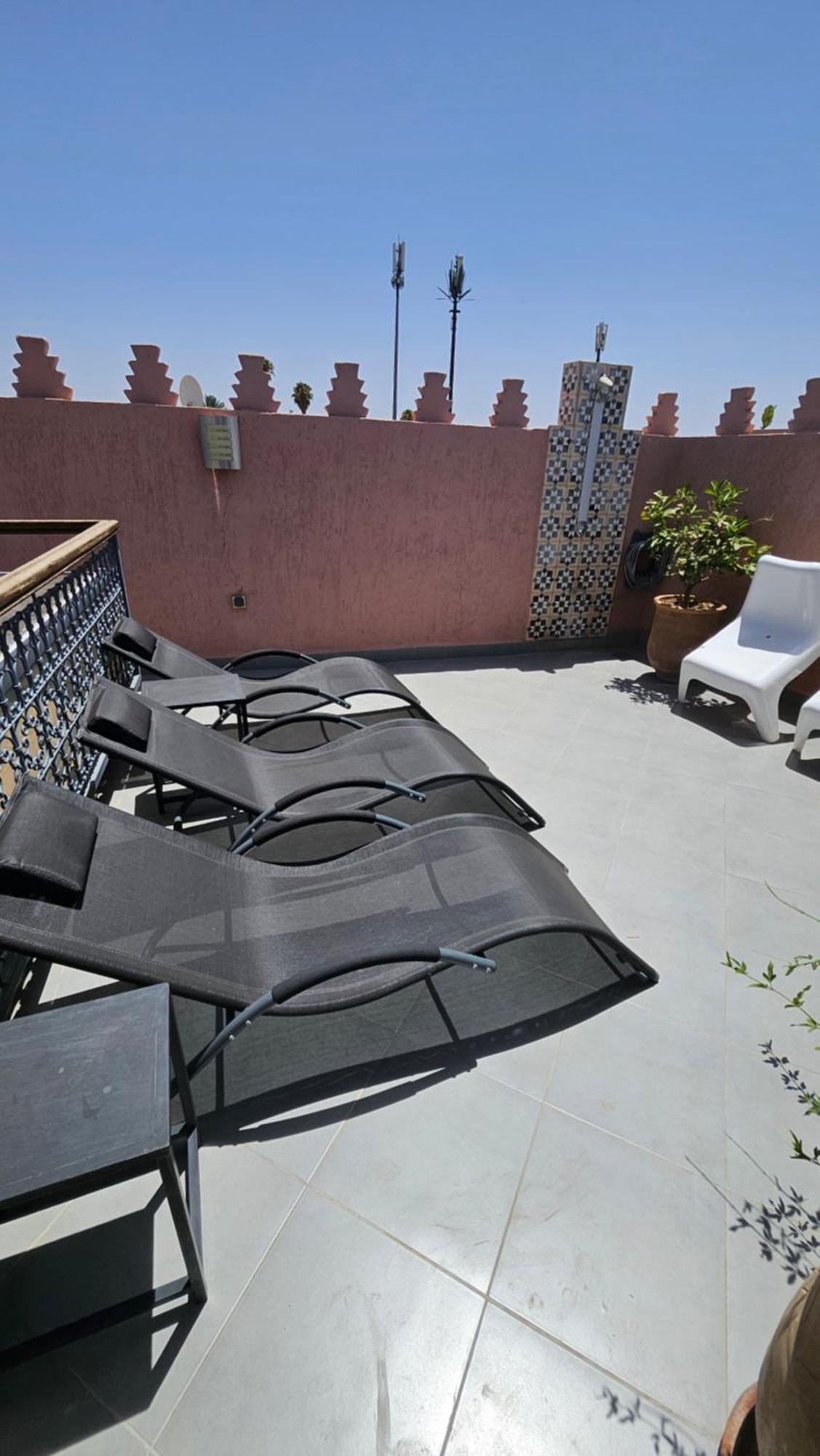 Riad Melilo Avec Piscine Chauffee Marrakesh Extérieur photo